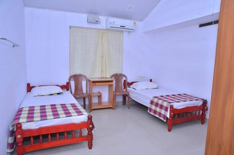 LEAD HOMESTAY, Thrissur 4